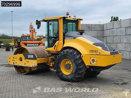 Compactador monocilíndrico 2021 Volvo SD135 B A/C (2)