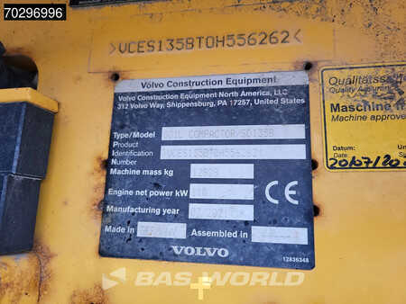 Compactador monocilíndrico 2021 Volvo SD135 B A/C (34)
