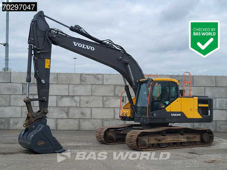Escavadora de rastos 2019 Volvo EC220 E L (1)