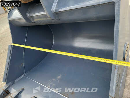 Escavadora de rastos 2019 Volvo EC220 E L (13)