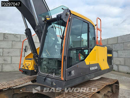 Escavadora de rastos 2019 Volvo EC220 E L (8)