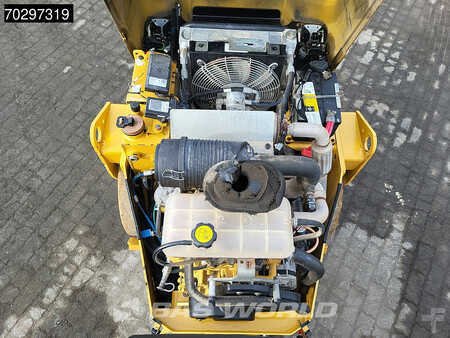 Walce gładkie 2018 Caterpillar CB2.7 (19)