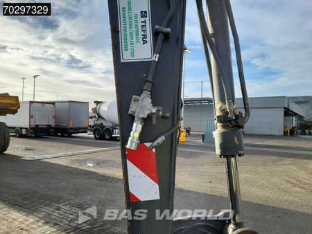 Minibagry 2019 Volvo ECR88 D (12)