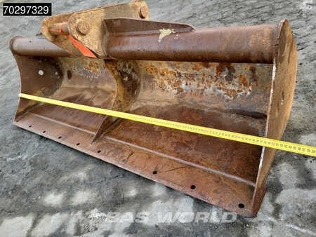 Minibagry 2019 Volvo ECR88 D (22)