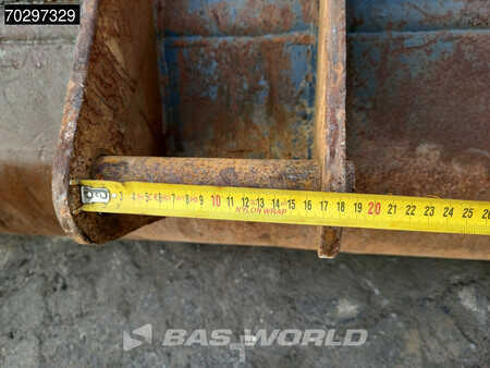 Minibagry 2019 Volvo ECR88 D (25)