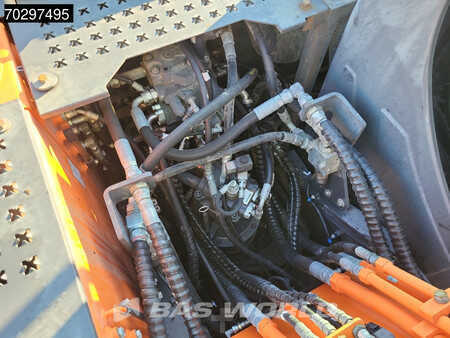 Escavatori gommati 2016 Doosan DX170W -5 (14)