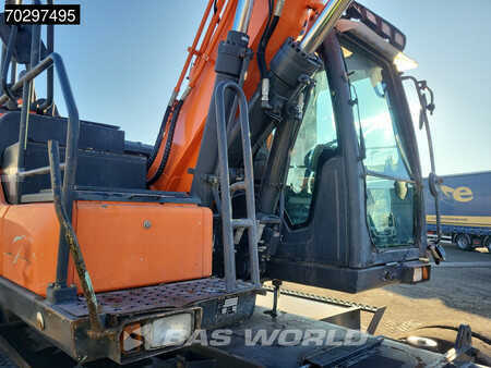 Escavatori gommati 2016 Doosan DX170W -5 (17)