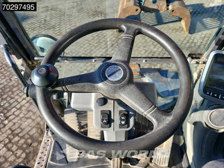 Escavatori gommati 2016 Doosan DX170W -5 (28)