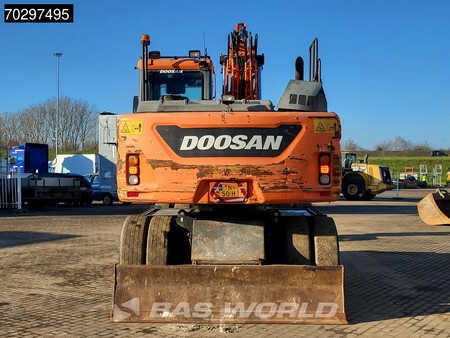 Escavatori gommati 2016 Doosan DX170W -5 (3)