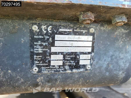 Escavatori gommati 2016 Doosan DX170W -5 (36)