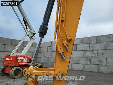 Escavadora de rastos 2016 Case CX130 D (10)