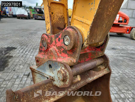 Escavadora de rastos 2016 Case CX130 D (12)