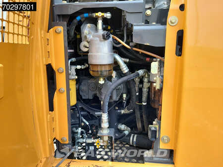 Escavadora de rastos 2016 Case CX130 D (20)
