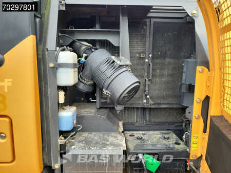 Escavadora de rastos 2016 Case CX130 D (21)