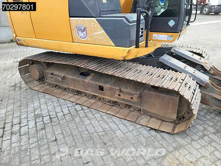 Escavadora de rastos 2016 Case CX130 D (24)