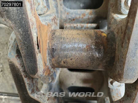 Escavadora de rastos 2016 Case CX130 D (27)