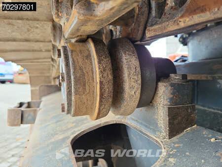 Escavadora de rastos 2016 Case CX130 D (28)