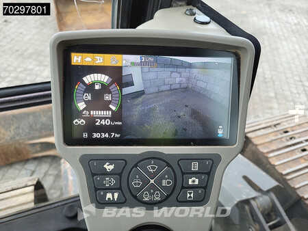 Escavadora de rastos 2016 Case CX130 D (33)