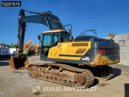 Bæltegraver 2022 Hyundai HX300 AL (3)