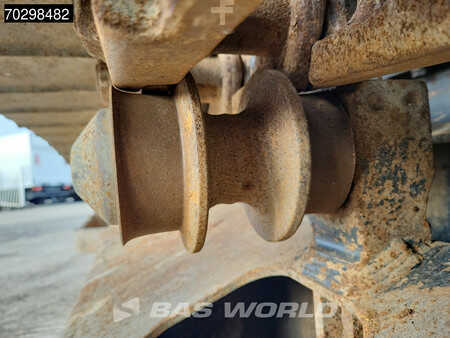 Korečková rýpadla 2016 Komatsu PC210 LC-10 (28)