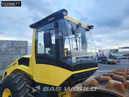 Enkelt tromlekomprimator 2017 BOMAG BW213 PDH-5 A/C (10)