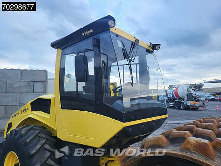 Enkelt tromlekomprimator 2017 BOMAG BW213 PDH-5 A/C (11)