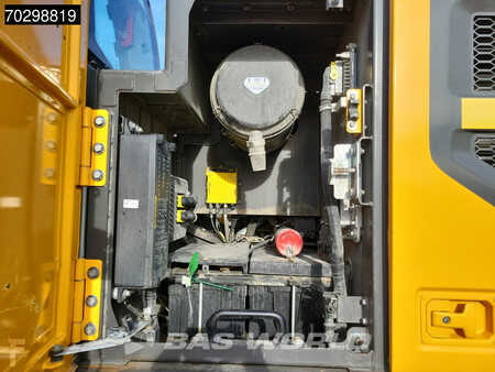 Pelles sur chenilles 2018 Volvo EC300 E L (29)