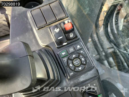 Pelles sur chenilles 2018 Volvo EC300 E L (39)