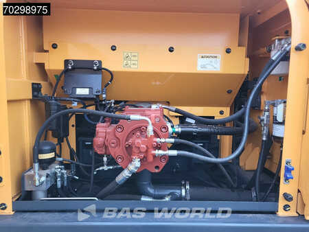 Kettenbagger 2025 Hyundai HX360 L (21)