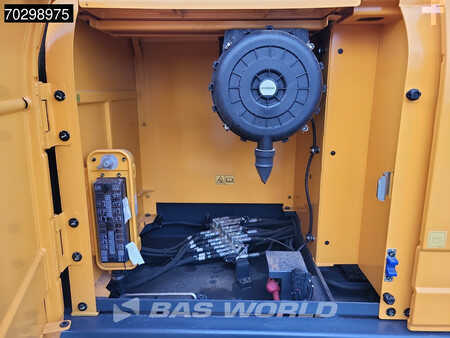 Kettenbagger 2025 Hyundai HX360 L (22)