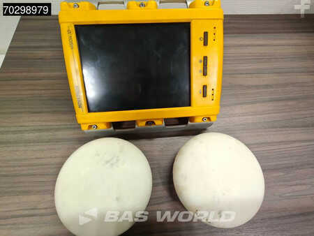 Hydraulic Excavators 2017 Volvo EC250 E L GPS - 2 Buckets (2)