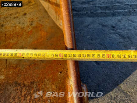 Hydraulic Excavators 2017 Volvo EC250 E L GPS - 2 Buckets (23)