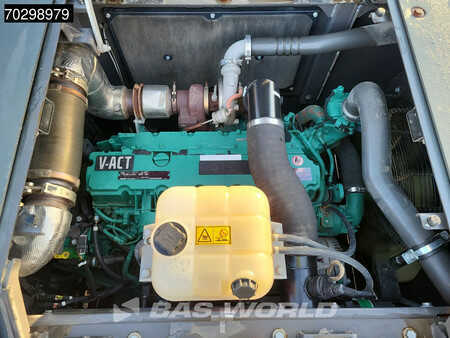 Hydraulic Excavators 2017 Volvo EC250 E L GPS - 2 Buckets (26)