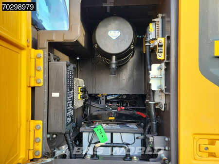 Hydraulic Excavators 2017 Volvo EC250 E L GPS - 2 Buckets (29)
