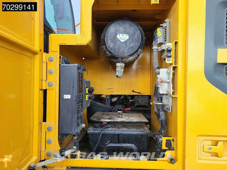 Telakaivinkoneet  2016 Volvo EC250 E L (23)