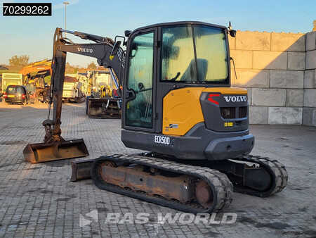 Minibagry 2019 Volvo ECR50 D (2)