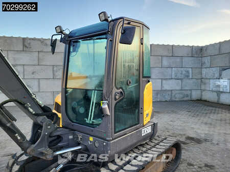 Minibagry 2019 Volvo ECR50 D (22)
