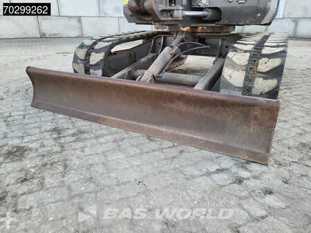 Minibagry 2019 Volvo ECR50 D (24)