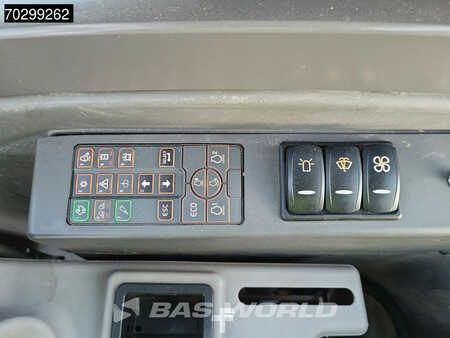 Minibagry 2019 Volvo ECR50 D (33)