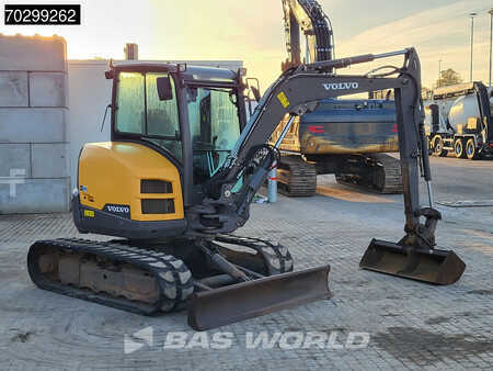 Minibagry 2019 Volvo ECR50 D (7)