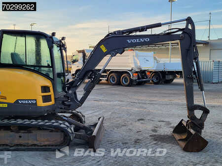 Minibagry 2019 Volvo ECR50 D (9)