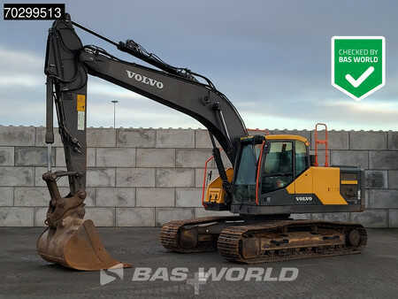 Hydraulic Excavators 2018 Volvo EC220 E L (1)