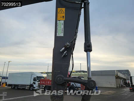 Hydraulic Excavators 2018 Volvo EC220 E L (11)