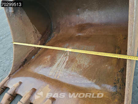 Hydraulic Excavators 2018 Volvo EC220 E L (15)