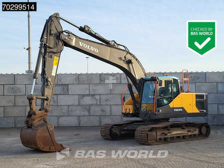 Escavadora de rastos 2017 Volvo EC220 E L (1)