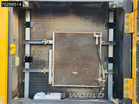 Escavadora de rastos 2017 Volvo EC220 E L (19)