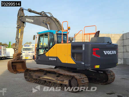 Escavadora de rastos 2017 Volvo EC220 E L (2)