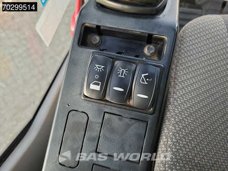 Escavadora de rastos 2017 Volvo EC220 E L (38)