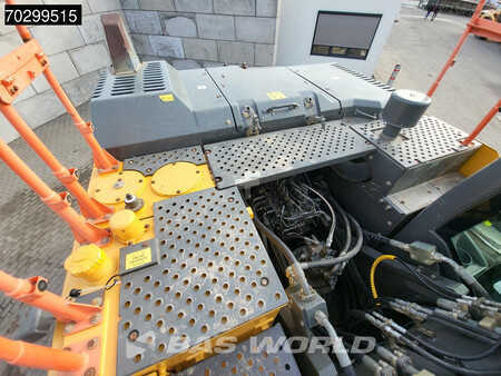 Beltegraver 2017 Volvo EC300 E L (16)