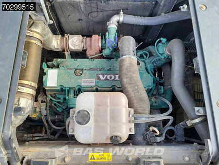 Beltegraver 2017 Volvo EC300 E L (17)